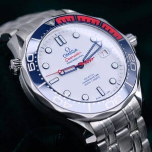 Omega Seamaster Diver 300M "James Bond 007 Commander's Watch" Limited Edition White Dial Blue Ceramic Bezel Stainless Steel 41mm MINT CONDITION COMPLETE SET 212.32.41.20.04.001