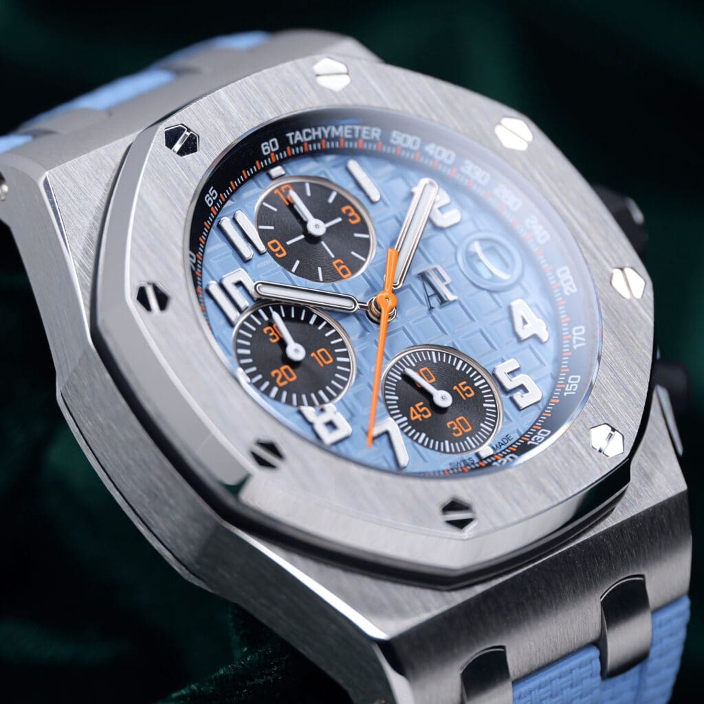 Audemars Piguet Royal Oak Offshore Chronograph "Tiffany" Baby Blue Dial Blue Rubber Strap Stainless Steel 42mm MINT CONDITION COMPLETE SET 26238ST.OO.A340CA.01