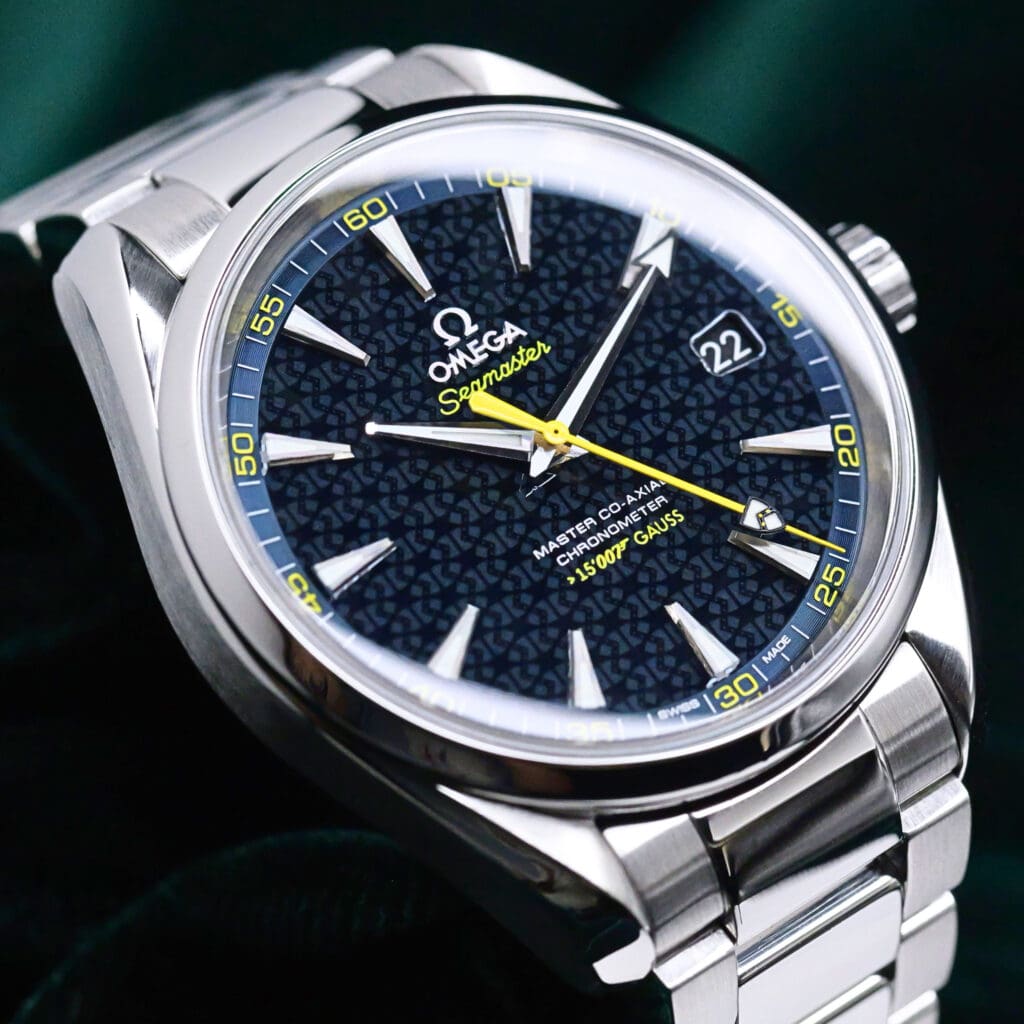 Omega Seamaster Aqua Terra 150M "James Bond Spectre" Blue Dial Yellow Accents Stainless Steel 41.5mm MINT CONDITION COMPLETE SET 231.10.42.21.03.004