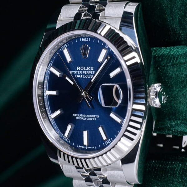 2026 NEW UNWORN Rolex Datejust 41 Blue Dial Fluted Bezel Jubilee