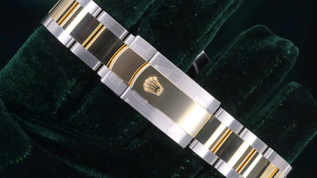 2024 Rolex Datejust Wimbledon Slate Dial 41 126333 - Bracelet and Clasp