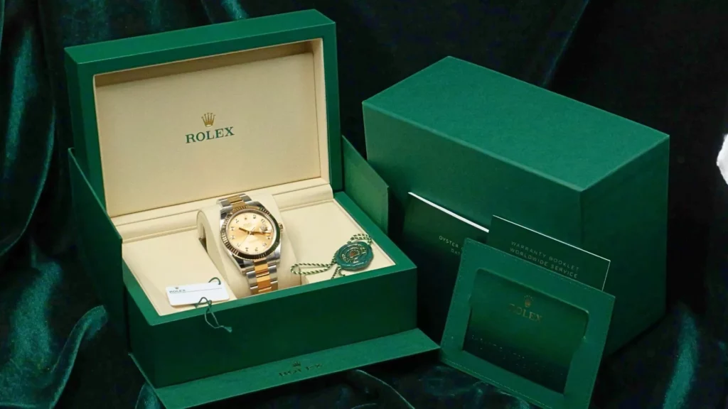 2025 Rolex Datejust 41 Champagne Dial Diamond 18K Yellow Gold Steel 126333 - Box and Papers