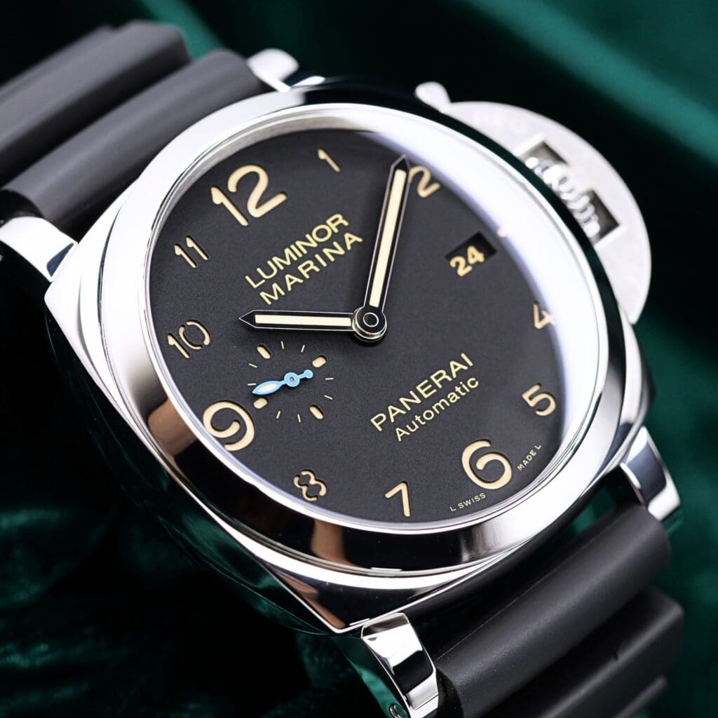 Panerai Luminor Marina 1950 3 Days Black Dial Black Rubber Strap Stainless Steel 44mm MINT CONDITION COMPLETE SET PAM01359