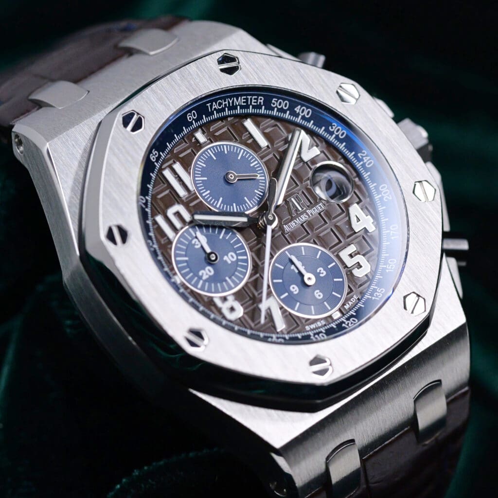 Audemars Piguet Royal Oak Offshore Chronograph "Havana" Brown Dial Blue Subdials Brown Leather Strap Stainless Steel 42mm MINT CONDITION COMPLETE SET 26470ST.OO.A099CR.01