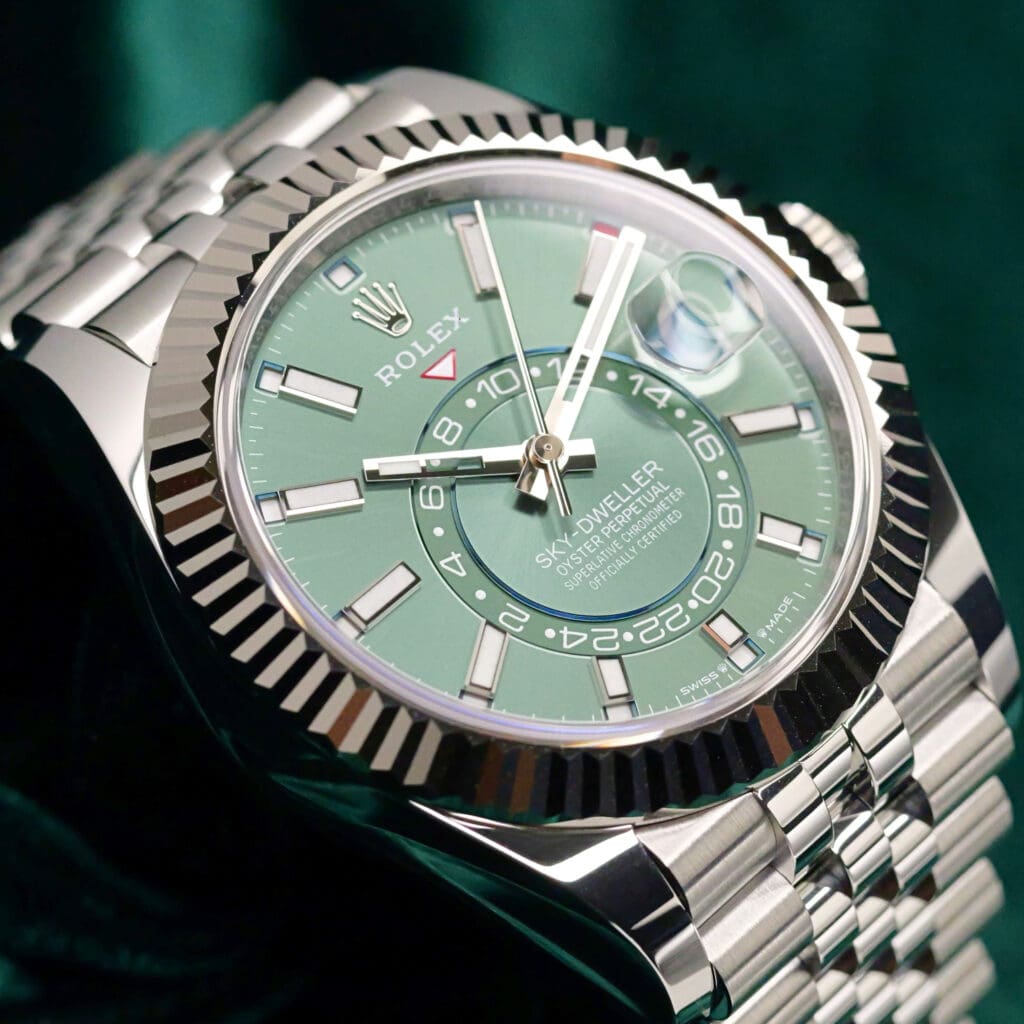 2026 NEW UNWORN Rolex Sky-Dweller Mint Green Dial 18K White Gold Fluted Bezel Jubilee Bracelet Stainless Steel 42mm COMPLETE SET 336934-0002