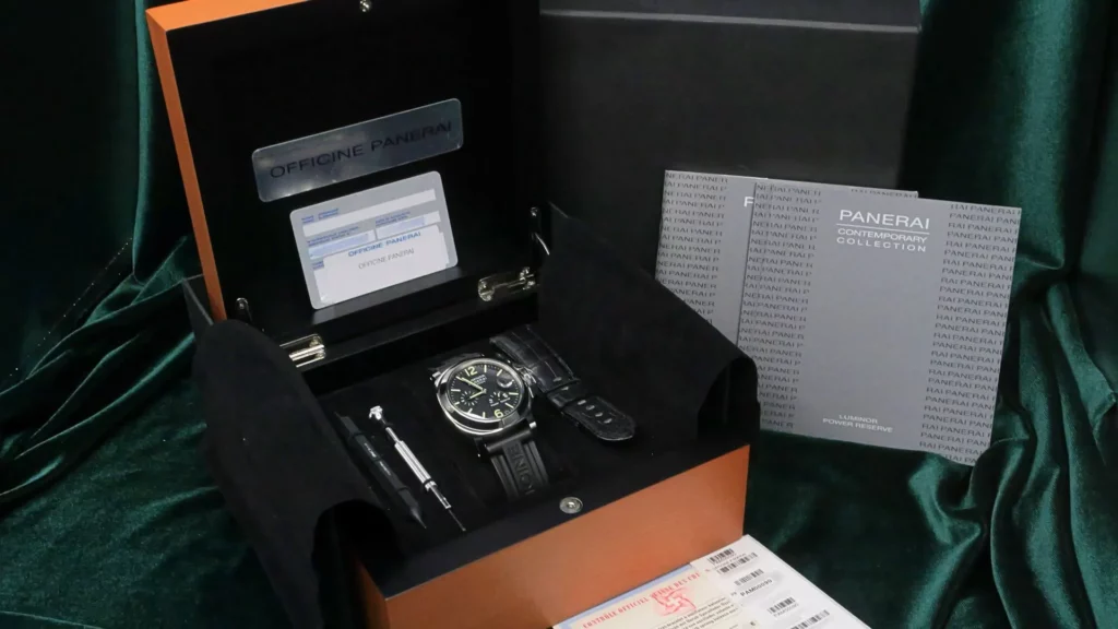 2009 Panerai Luminor Power Reserve Automatic Acciaio Black Dial PAM00090 - Box and Papers
