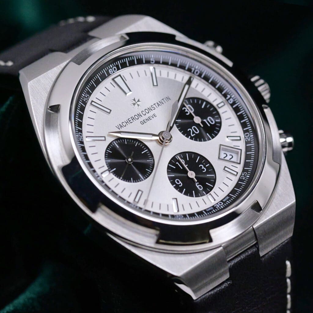 Vacheron Constantin Overseas Chronograph "Panda" 42.5mm Silver Dial Black Subdials Stainless Steel Black Leather Strap MINT COMPLETE SET 5500V/110A-B686
