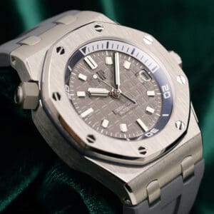 Audemars Piguet Royal Oak Offshore Diver Grey Dial Blue Inner Bezel Grey Rubber Strap Stainless Steel 42mm MINT CONDITION COMPLETE SET 15720ST.OO.A009CA.01