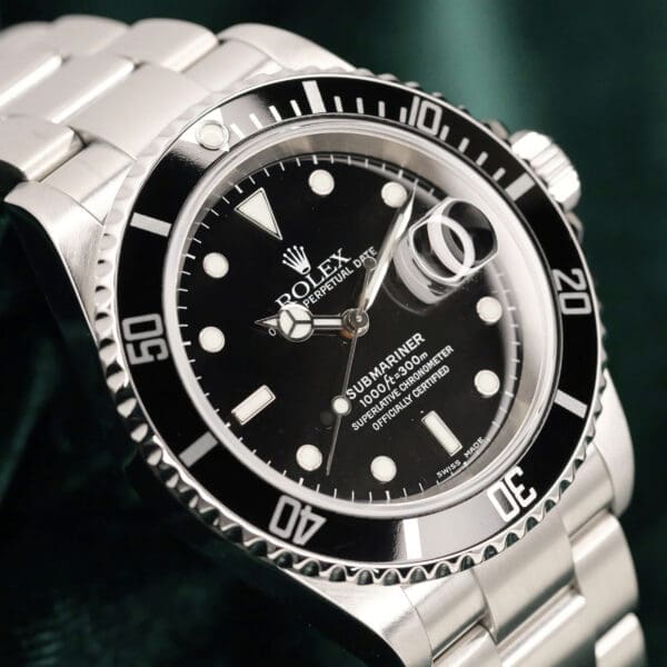 Rolex Submariner Date Black Dial Black Bezel Stainless Steel 40mm