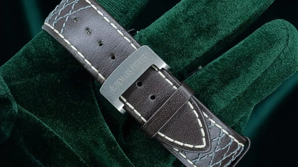 Audemars Piguet Jules Audemars Grey Dial 26558TI.OO.D080VE.01 - Bracelet and Clasp